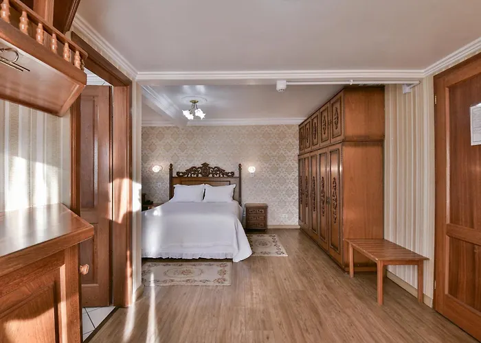 Hotel Tirol